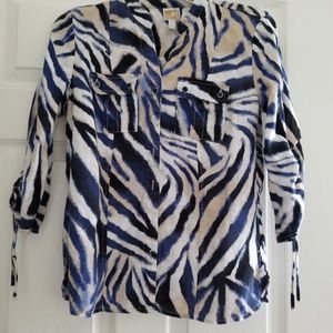 Zebra patterned 3/4 sleeve top